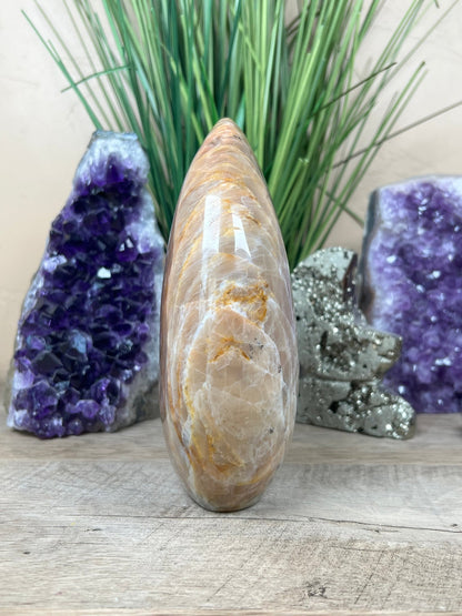 Peach Moonstone Freeform 6.5 inch - Purple Door Alchemy