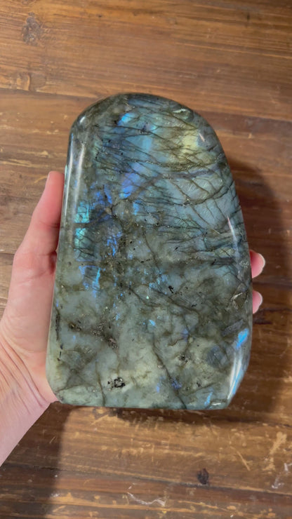 1,684g Polished Labradorite Freeform